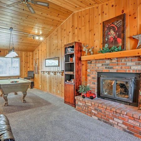 Lakeside Home With Game Room, Yard, Deck And Fireplace باينتوب ليكسايد المظهر الخارجي الصورة